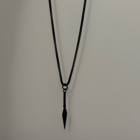 Vitaly Kunai Pendant - Picture 1 of 4